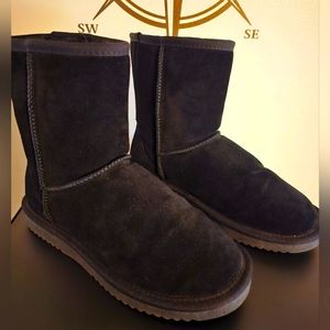 Dream Pairs Black Suede boots
